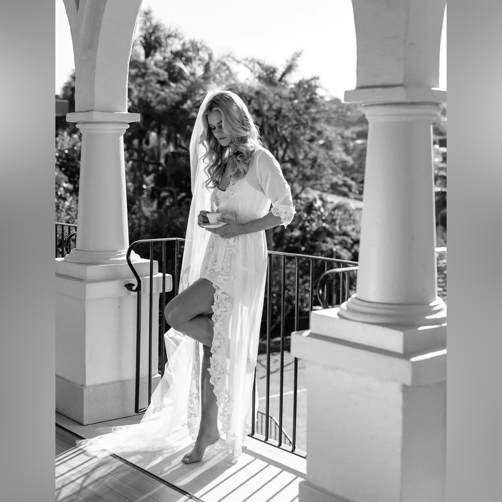 LE ROSE - Iris Lace Trim Maxi Robe including matching slip